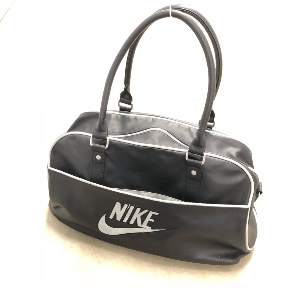 Vintage Nike Unisex Weekender/Carry On Logo Bag